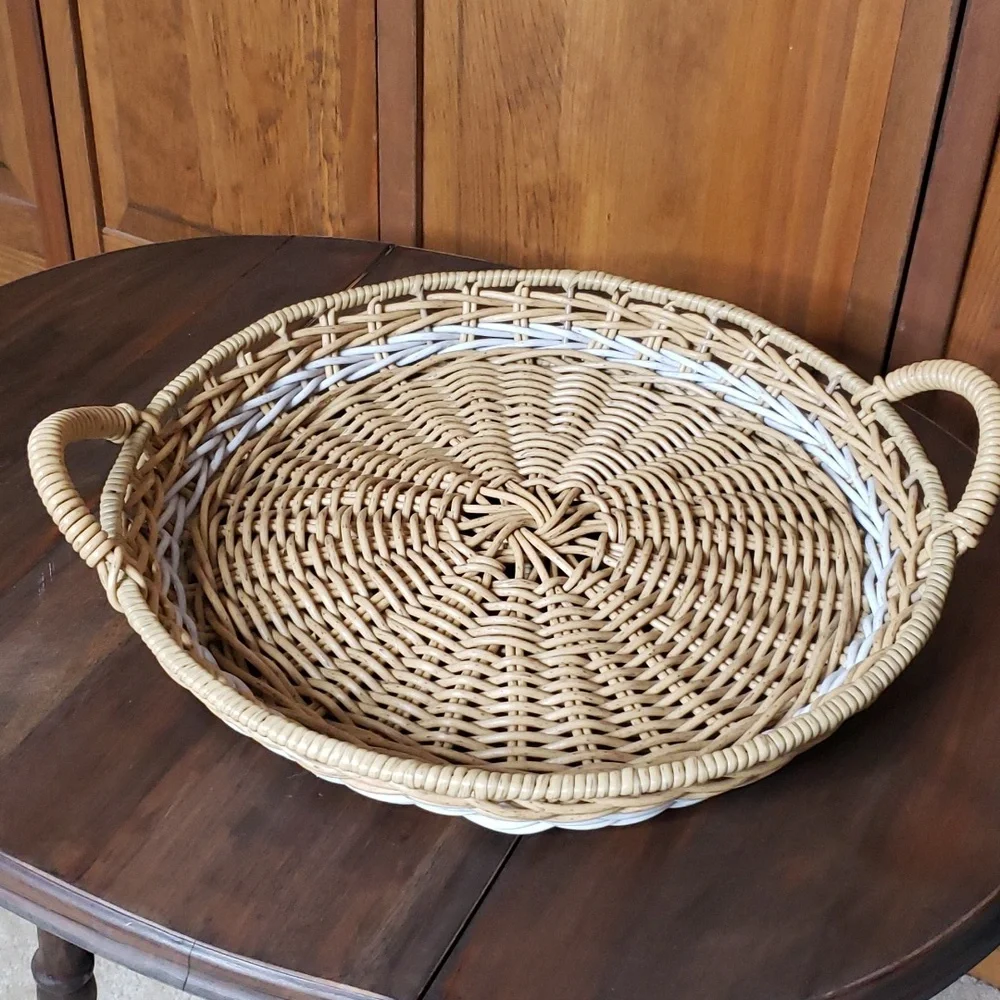 Round Woven Basket Tray with Handles